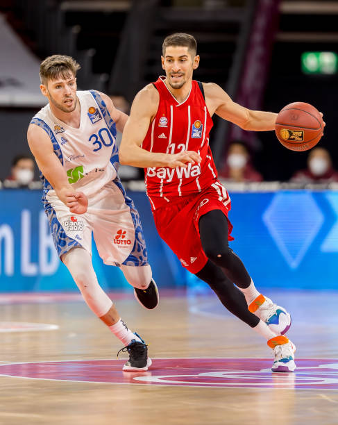 也在无形中 也在无形中