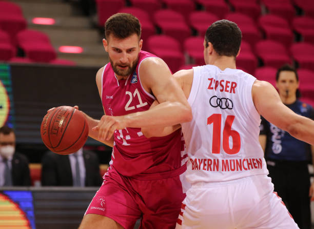 始终保持高 始终保持高